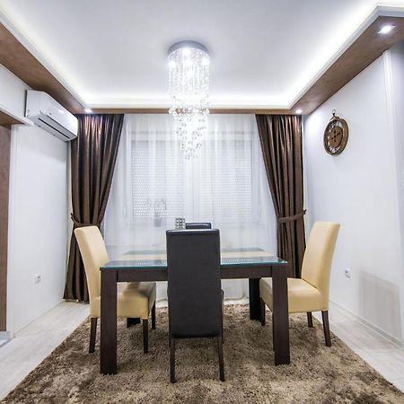Apartman Nina II Sremska Mitrovica Dış mekan fotoğraf