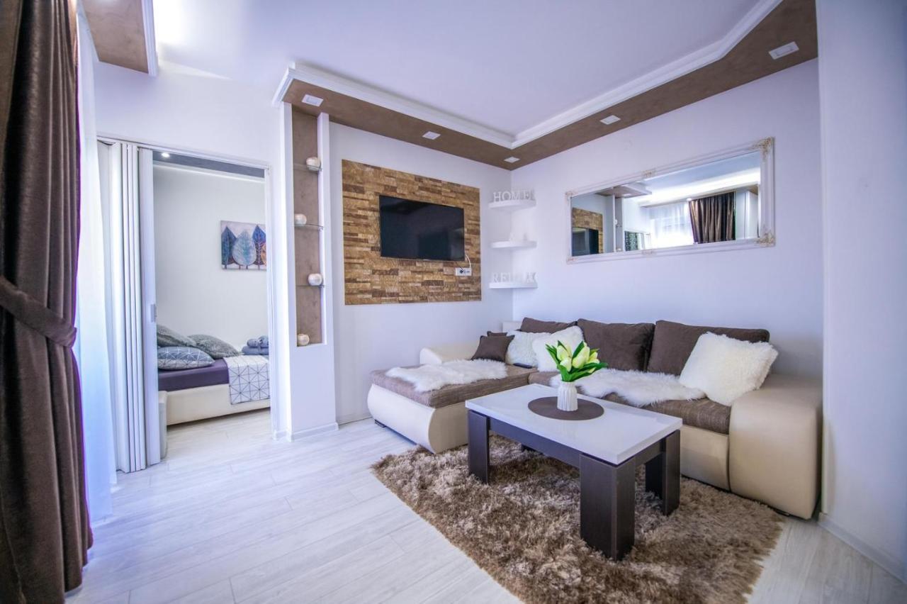 Apartman Nina II Sremska Mitrovica Dış mekan fotoğraf